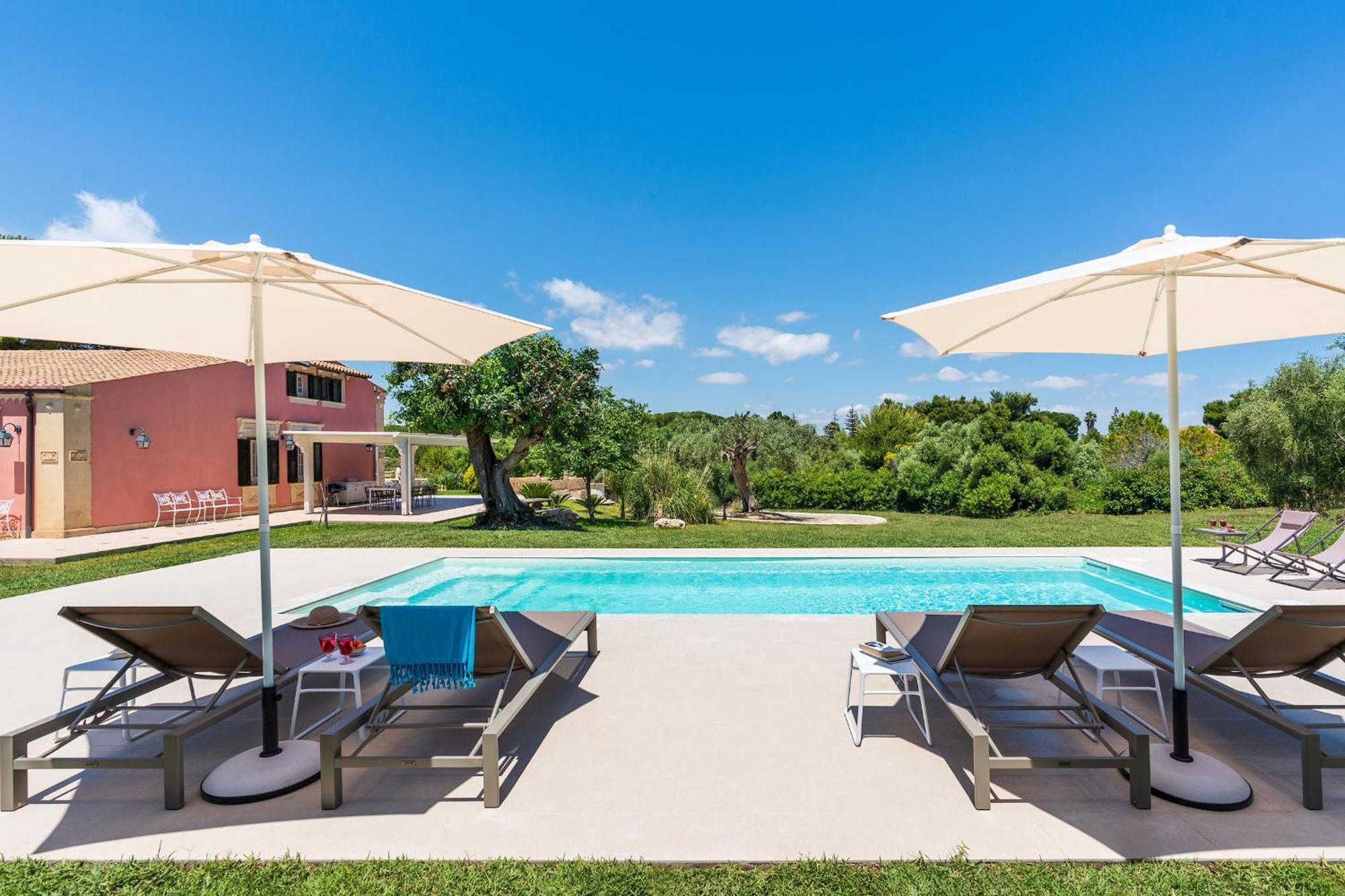 Gira Sole Villa Fontane Bianche Exteriör bild